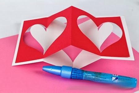 Vi gör en vacker volymetrisk valentin den 14 februari - en mästarklass med ett foto