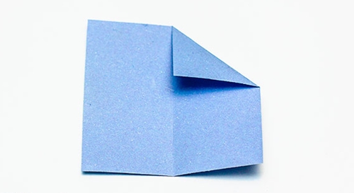 Hur man gör en origamiblomma med egna händer