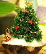 Nyttårsartiklar från pärlor: julgran