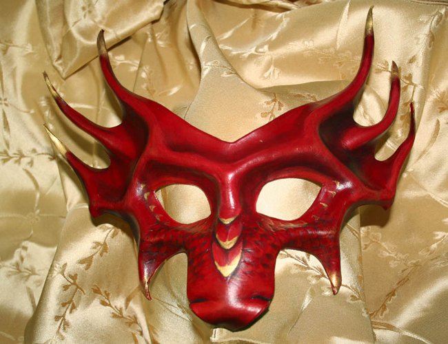 Nyttårs Dragon Mask