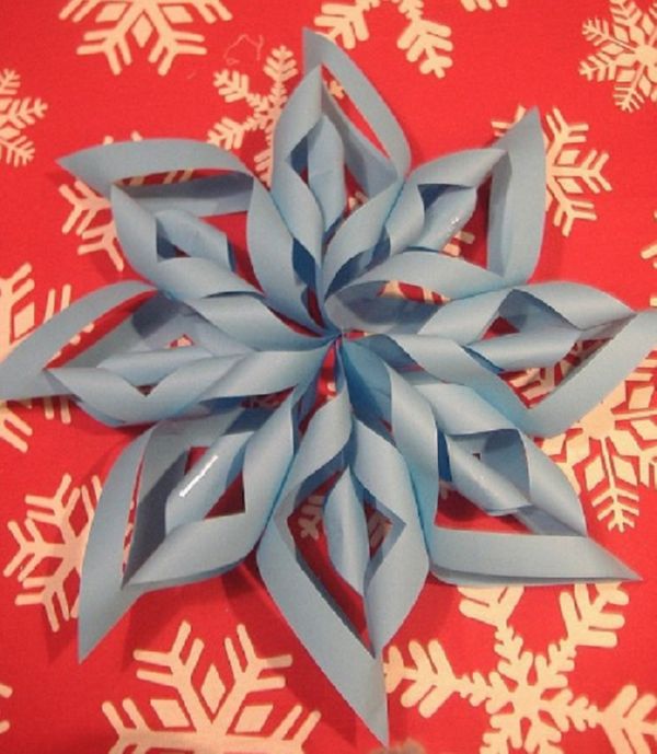 Vackra snöflingor för nytt år 2017 med egna händer papper - diagram och fotografier i steg. Master klasser för barn på stora snöflingor i origami teknik