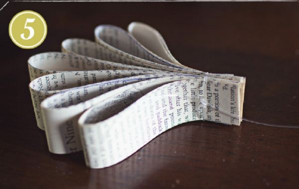 Vackra snöflingor för nytt år 2017 med egna händer papper - diagram och fotografier i steg. Master klasser för barn på stora snöflingor i origami teknik