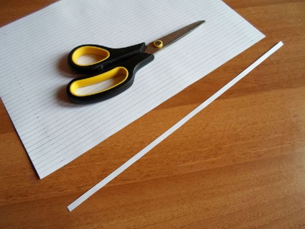Vackra snöflingor för nytt år 2017 med egna händer papper - diagram och fotografier i steg. Master klasser för barn på stora snöflingor i origami teknik