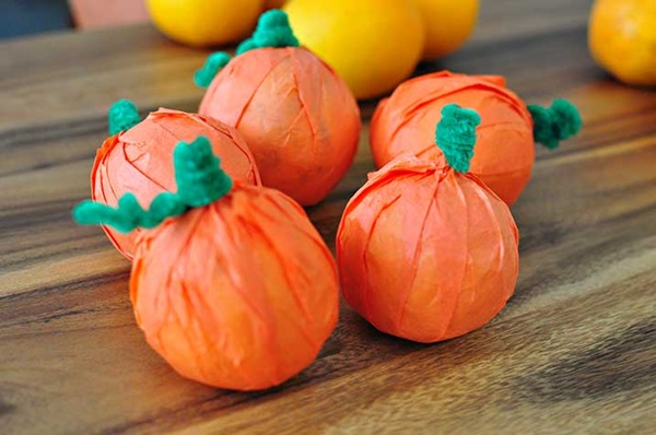 Hantverk för barn på Halloween
