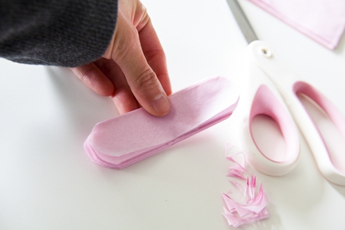 Hur man gör pom-poms från papper