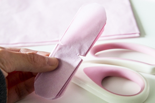 Hur man gör pom-poms från papper