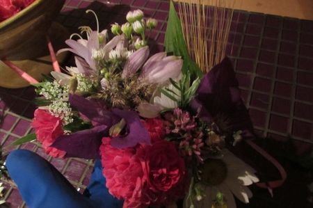 Krans av blommor till bröllopet med egna händer
