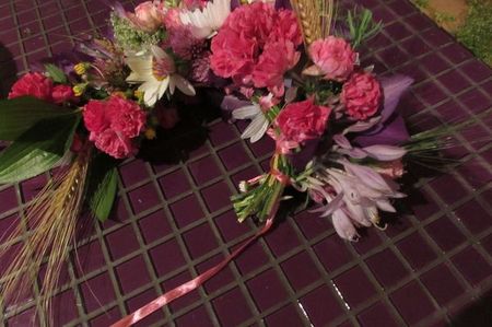 Krans av blommor till bröllopet med egna händer
