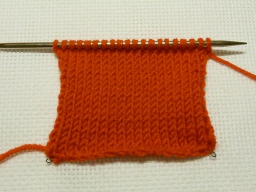 Väst med sticknålar: diagram, foto, video. Master-klass på stickning en väststicka