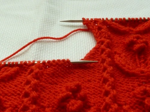 Väst med sticknålar: diagram, foto, video. Master-klass på stickning en väststicka