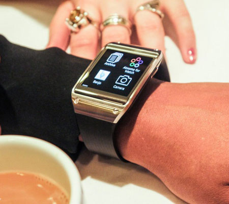  Samsung Galaxy Gear klocka
