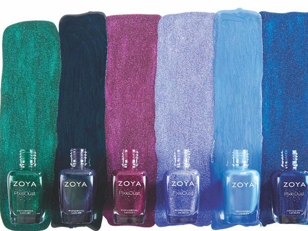 Glitter av pärlor i den festliga samlingen av lack Zoya Enchanted 2016-2017
