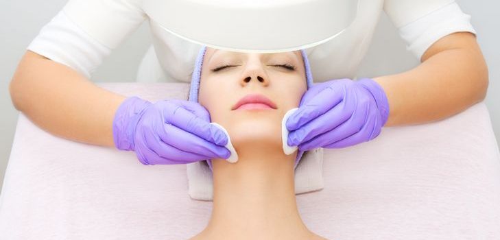 Vad är kemisk peeling? 