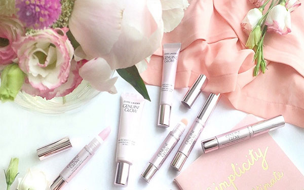 Två i ett: den exklusiva kosmetiska linjen Estée Lauder Genuine Glow