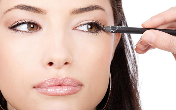 Effektiv smink i tio minuter: Tipsa make-up artist Chanel