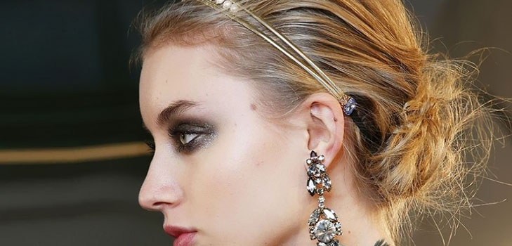 Hair Trends-2017: hur du snabbt och enkelt dekorera ditt hår