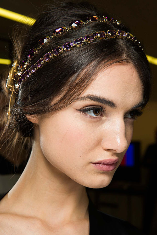 Mascara och en samling produkter för perfekt smink. Makeup Trends Fall-Winter 2016