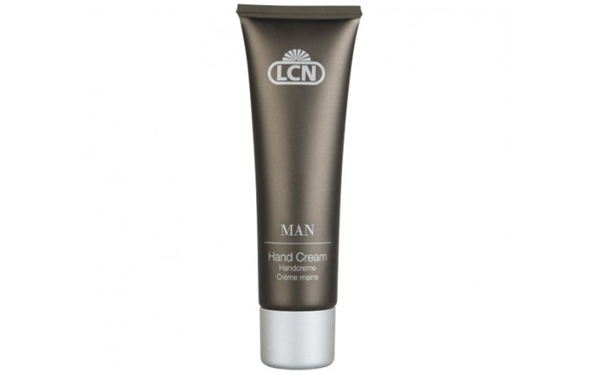 MAN Hand Cream: smidig och välsköttshandshand utan ett besök hos en kosmetolog!