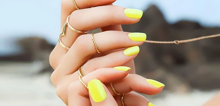 Manicure haute couture TOP-3 nagelidéer från designers