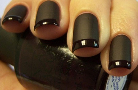  Svart nagellack