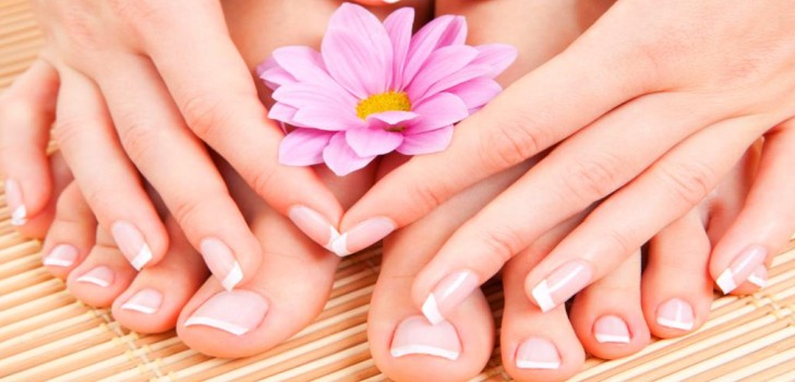 Trendig nageldesign på benen - foton och videoklipp