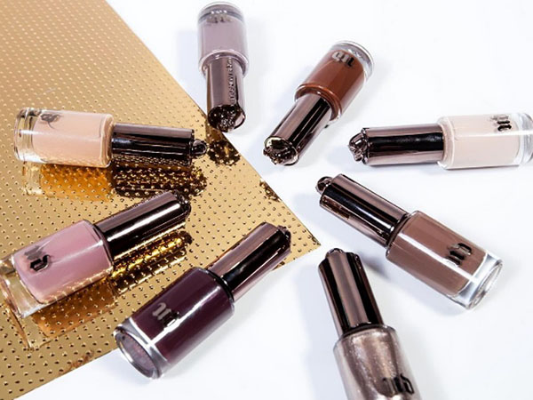 Naken lyx: en samling lacker Urban Decay Naked 2016