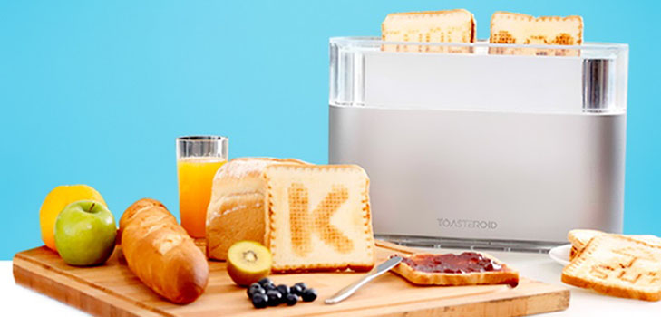 Art-frukost med "smart" Toasteroid Brödrost