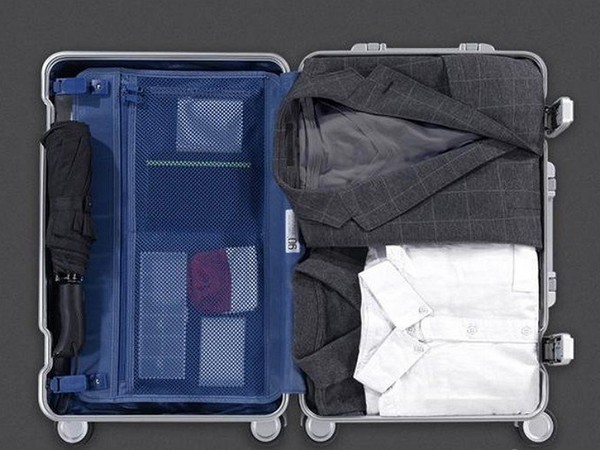 Säker resa: "smart" resväska Xiaomi Smart Suitcase