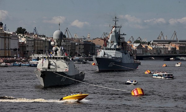 Grattis på Navy-2016-dagen - kort och rolig i vers och prosa. Festligt program för marindagen 2016 i Moskva, St Petersburg, Kronstadt, Sevastopol, Novorossiysk