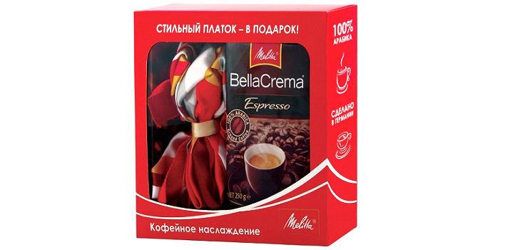 Två nöjen i en: en gåva uppsättning från Melitta med en elegant halsduk