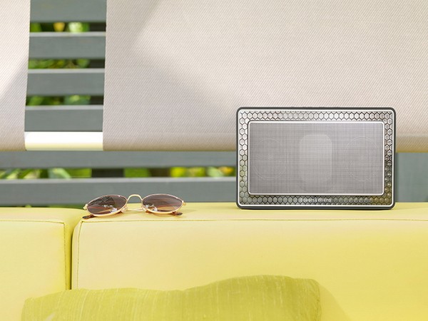 Enhet av stil och teknik: kolumn Bowers & Wilkins T7 Gold Edition