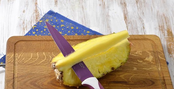 Hur man skär en ananas korrekt och vackert