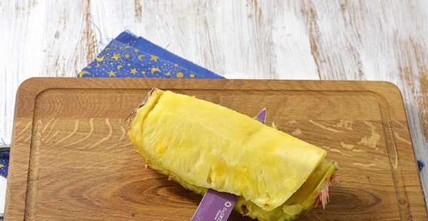 Hur man skär en ananas korrekt och vackert