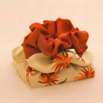 Hur man packar en present? Japansk furoshiki teknik