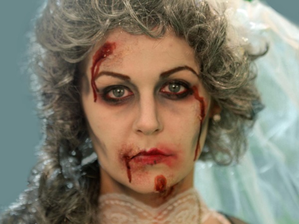 Scary makeup för Halloween med egna händer för tjejer och tjejer