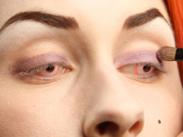 Scary makeup för Halloween med egna händer för tjejer och tjejer