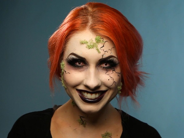 Scary makeup för Halloween med egna händer för tjejer och tjejer