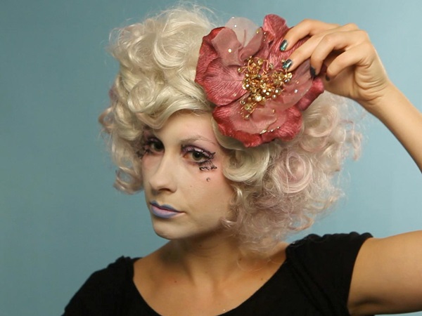 Scary makeup för Halloween med egna händer för tjejer och tjejer