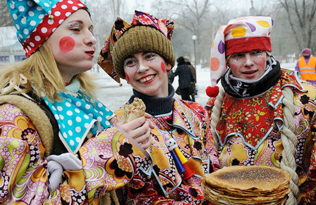 Songs for Pancake Day: texter av ryska folkolja låtar