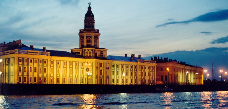 Vad kommer det att vara i St. Petersburg i juli 2016? Väderprognos för väder i St Petersburg, juli