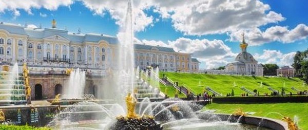 Vad kommer det att vara i St. Petersburg i juli 2016? Väderprognos för väder i St Petersburg, juli