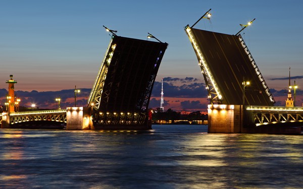 Vädret i St Petersburg i augusti 2016 förutses av det hydrometeorologiska centrumet. Vad är vädret i St. Petersburg i augusti? Vädret i St Petersburg i augusti 2016 förutses av det hydrometeorologiska centrumet. Vad är vädret i St. Petersburg i augusti?