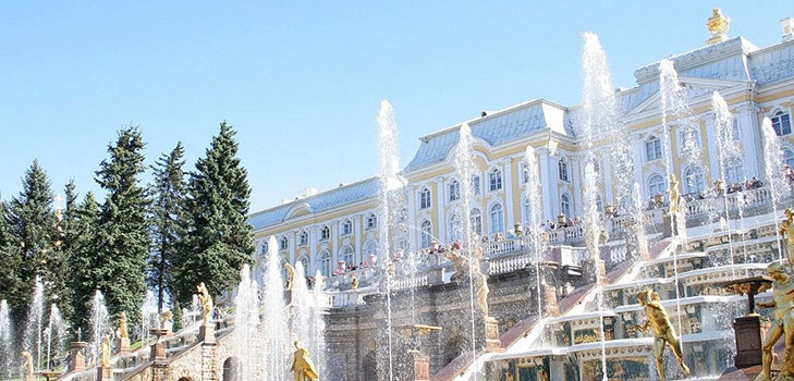Vädret i S: t Petersburg i april 2017
