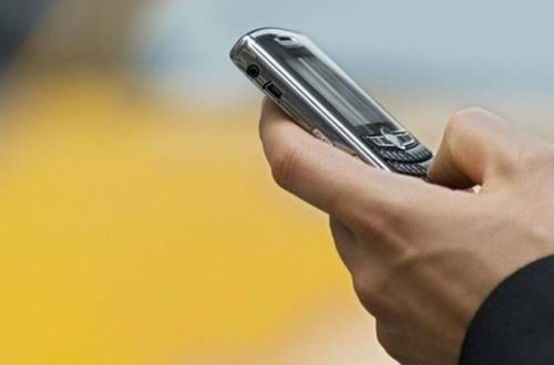 Hur kan abonnenter på MTS fylla i varandras konton?