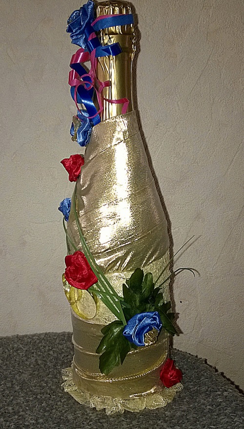 Dekorera bröllops champagne med egna händer