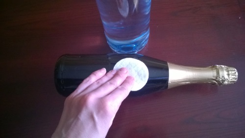 Dekorera bröllops champagne med egna händer