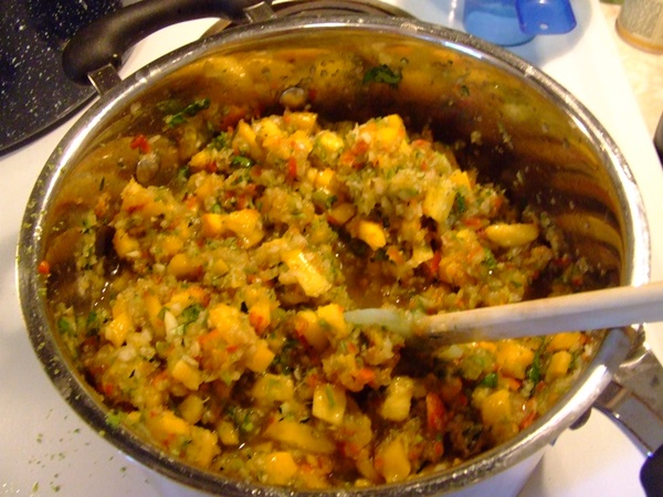 Adjika från zucchini för vintern: stegvisa recept av blankt med ett foto