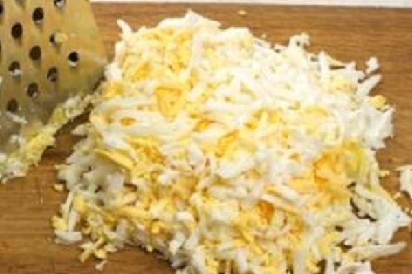 Matlagningshemligheter: recept för de mest utsökta fyllda pannkakorna med foton och videoklipp