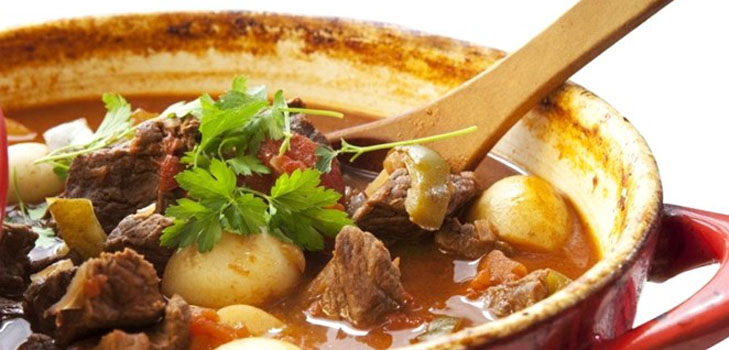 Beef goulash med potatis