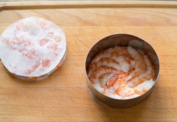 Idé för lunch: kryddig mini-pizza med räkor